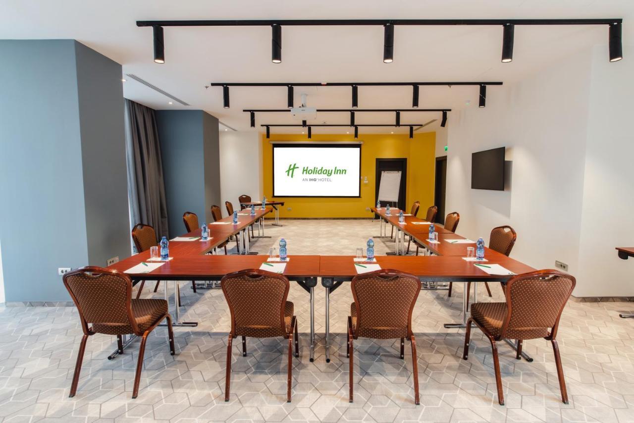 Holiday Inn Bucharest - Times, An Ihg Hotel Экстерьер фото