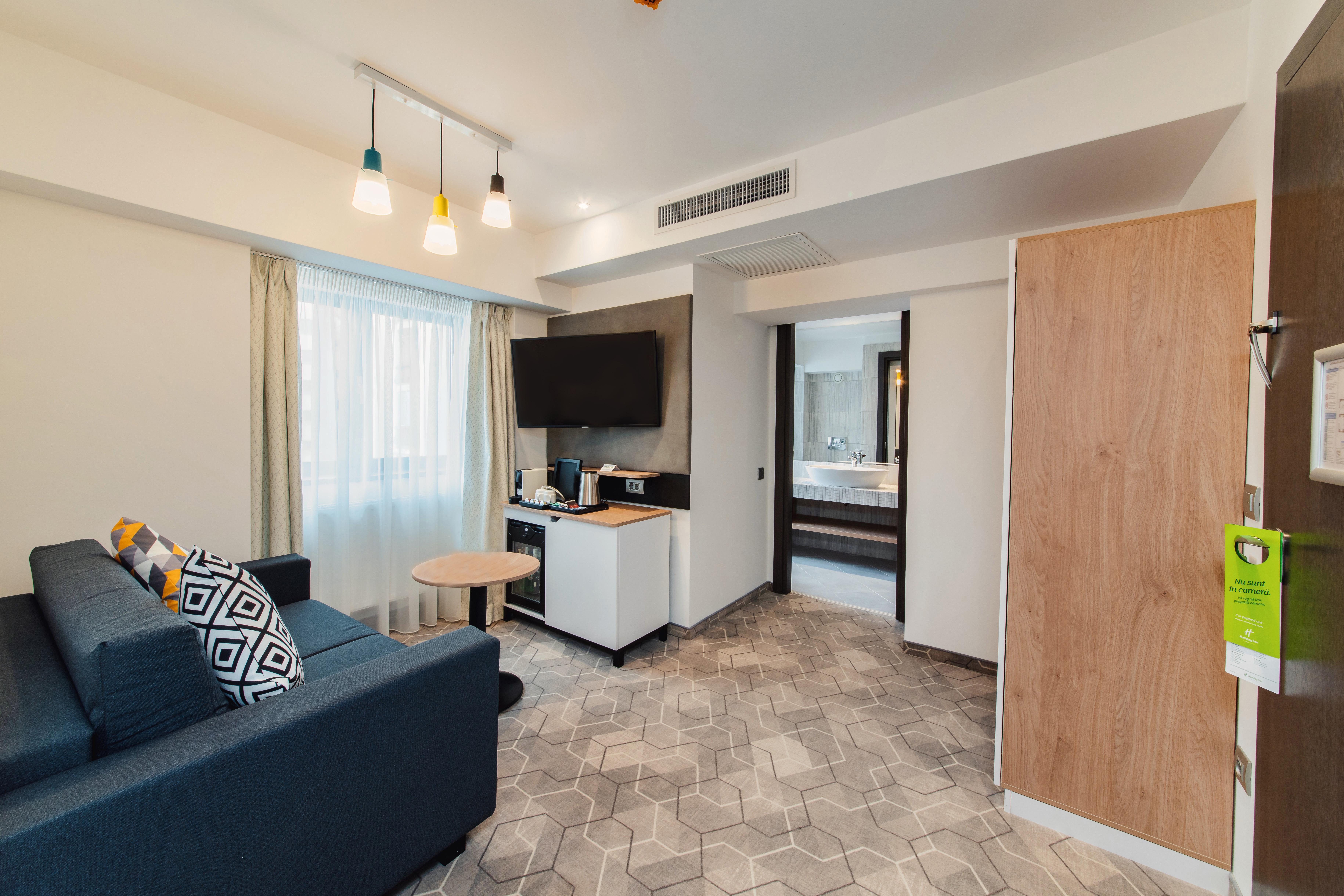 Holiday Inn Bucharest - Times, An Ihg Hotel Экстерьер фото