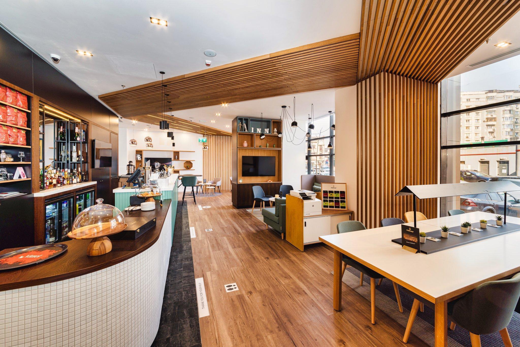 Holiday Inn Bucharest - Times, An Ihg Hotel Экстерьер фото