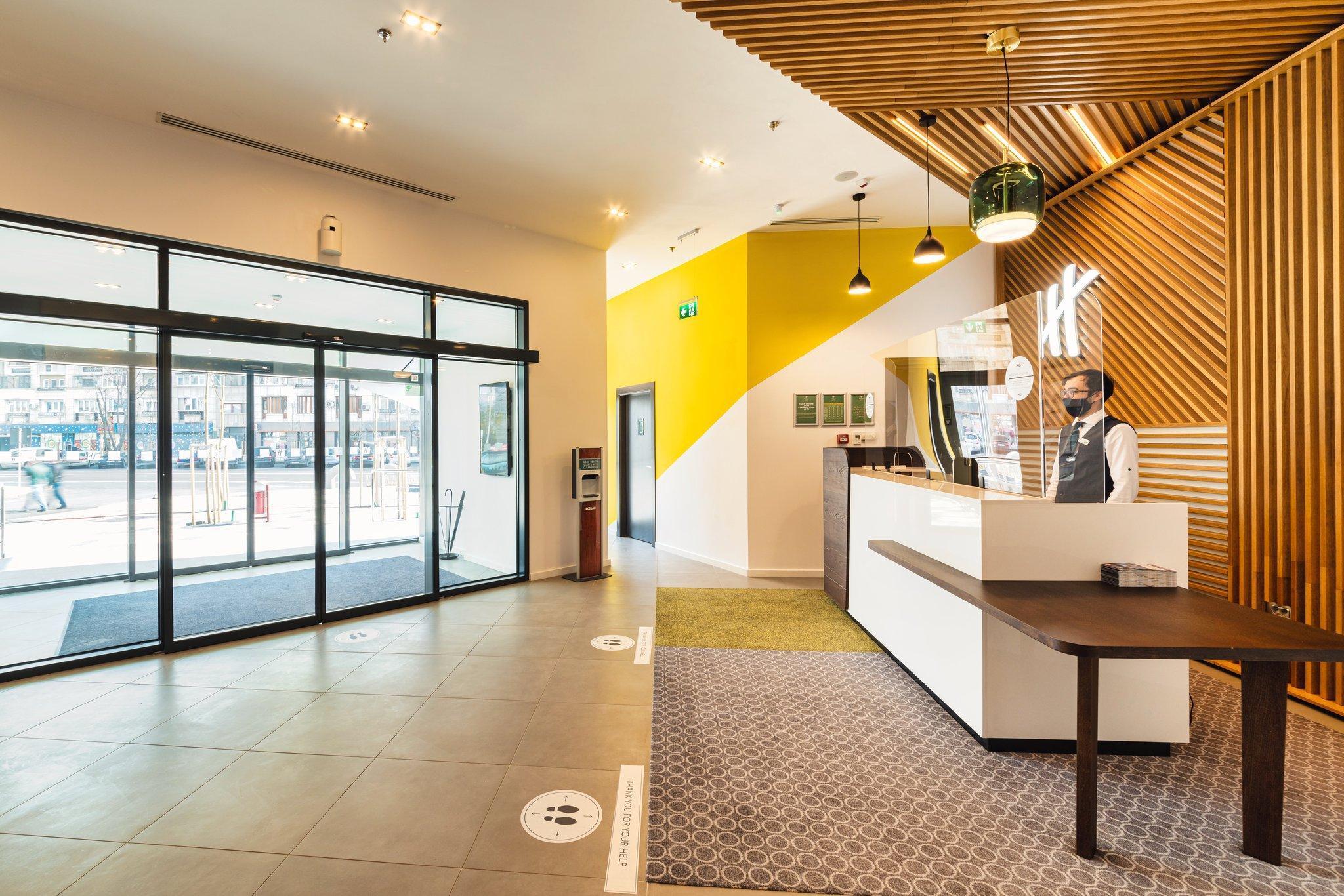 Holiday Inn Bucharest - Times, An Ihg Hotel Экстерьер фото