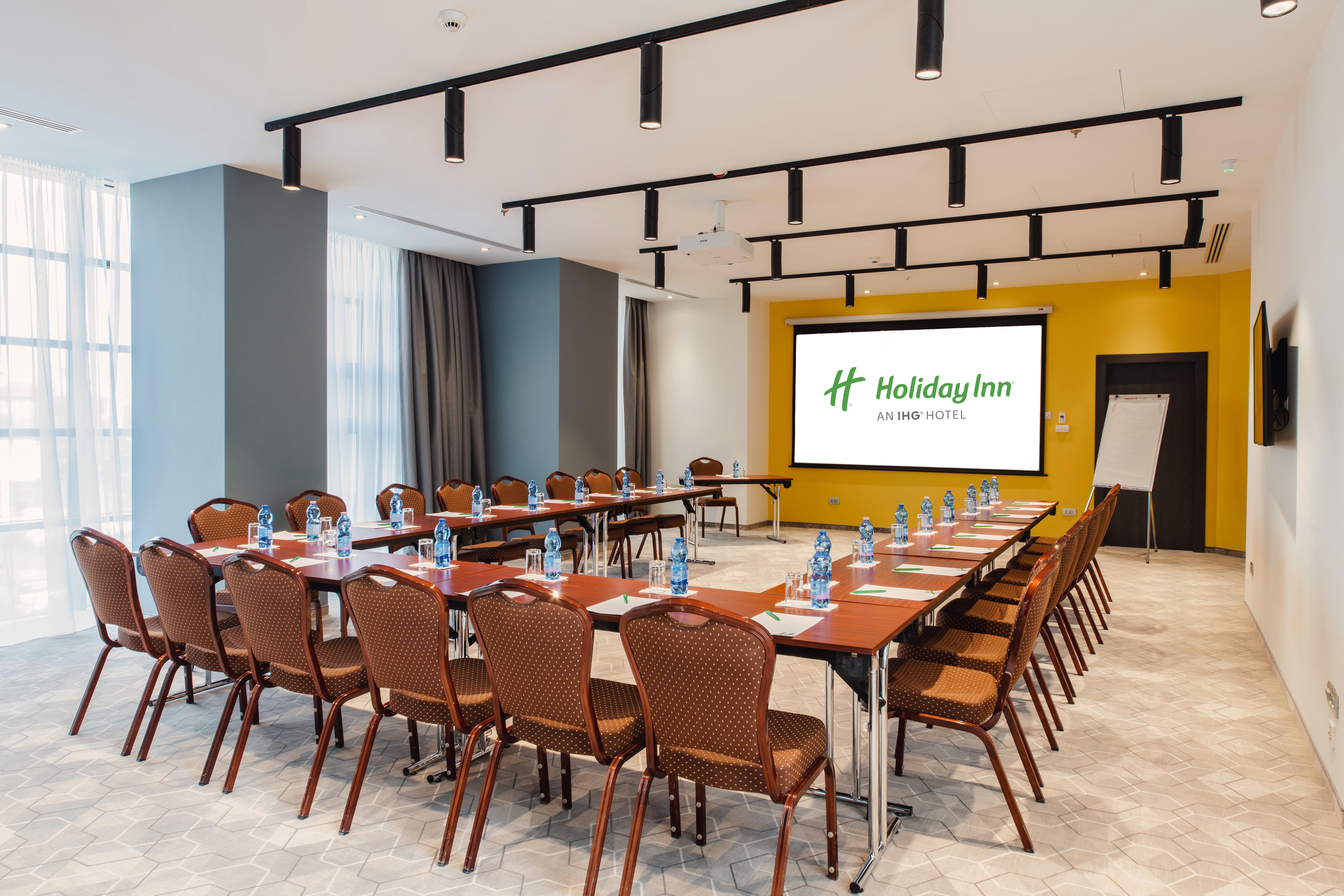 Holiday Inn Bucharest - Times, An Ihg Hotel Экстерьер фото
